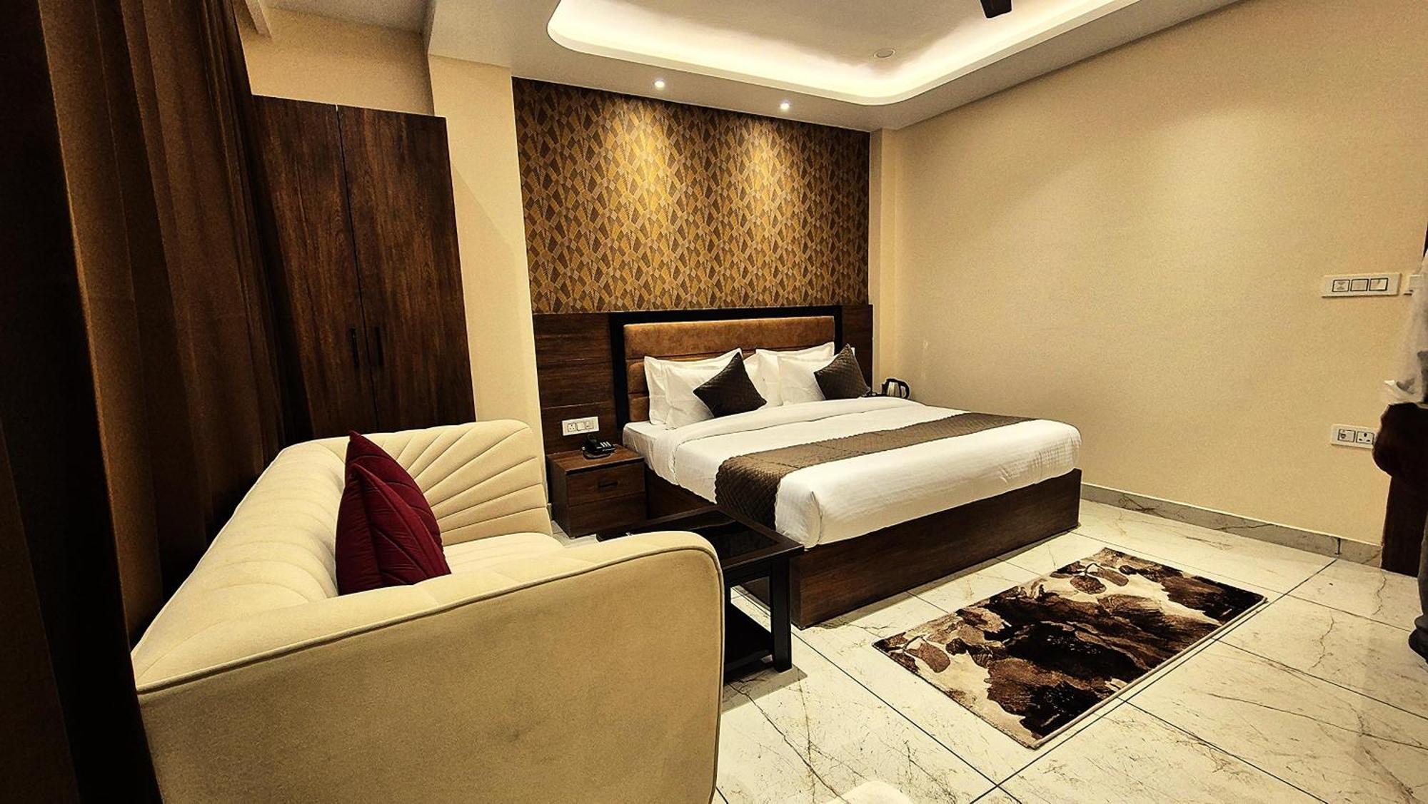 Hotel Hari Dhara, 100 Meters From Har-Ki-Pauri Haridwār المظهر الخارجي الصورة