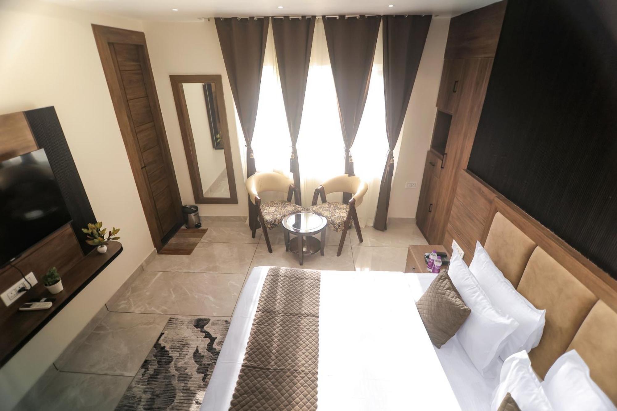 Hotel Hari Dhara, 100 Meters From Har-Ki-Pauri Haridwār المظهر الخارجي الصورة