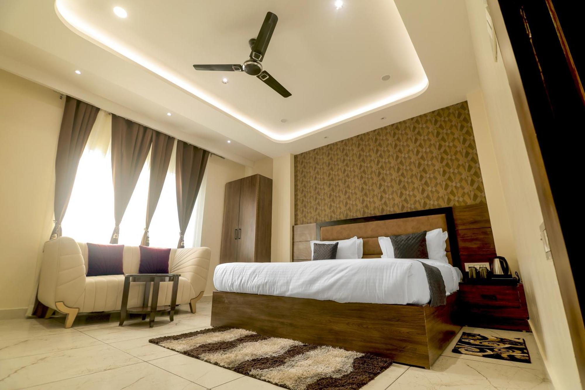 Hotel Hari Dhara, 100 Meters From Har-Ki-Pauri Haridwār المظهر الخارجي الصورة